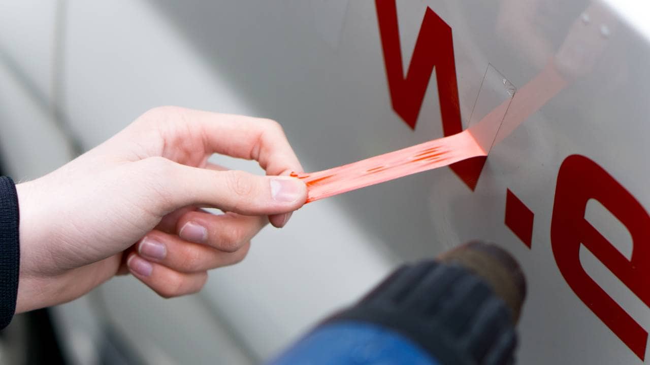 You are currently viewing How to remove vinyl sticker